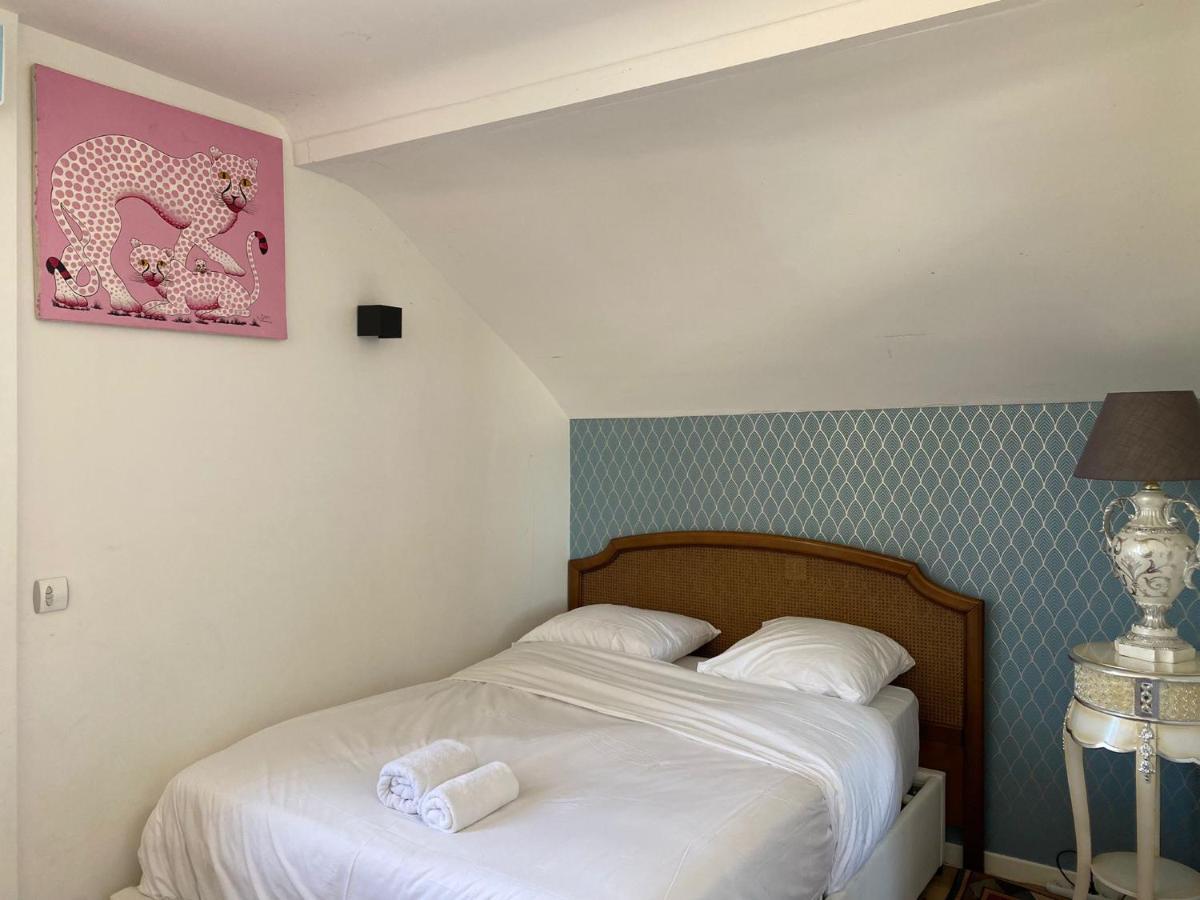 Double Tree House Villa Chatou